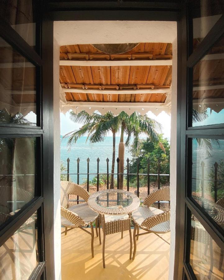 Fort Tiracol Heritage Hotel Arambol Exterior photo